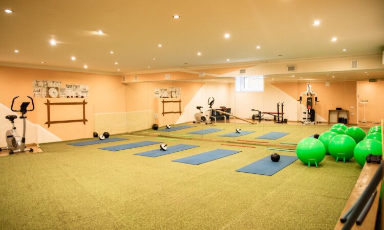 Занятия лечебной физкультурой в санатории